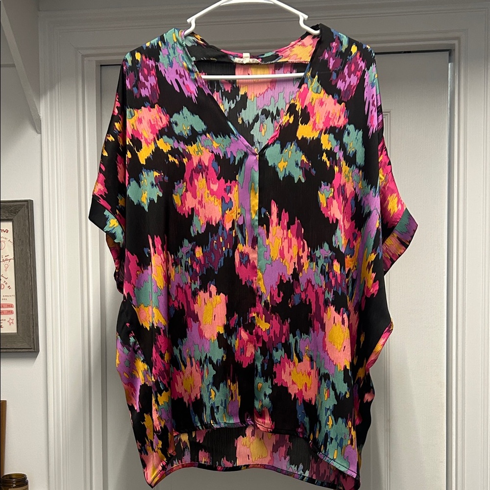 JODIFL Black Multicolor Floral Blouse
